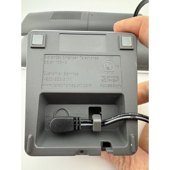 AT&T CL82357 CORDLESS HANDSET PHONE & BASE with CHARGING CORD (extra handset) - Picture 4 of 4